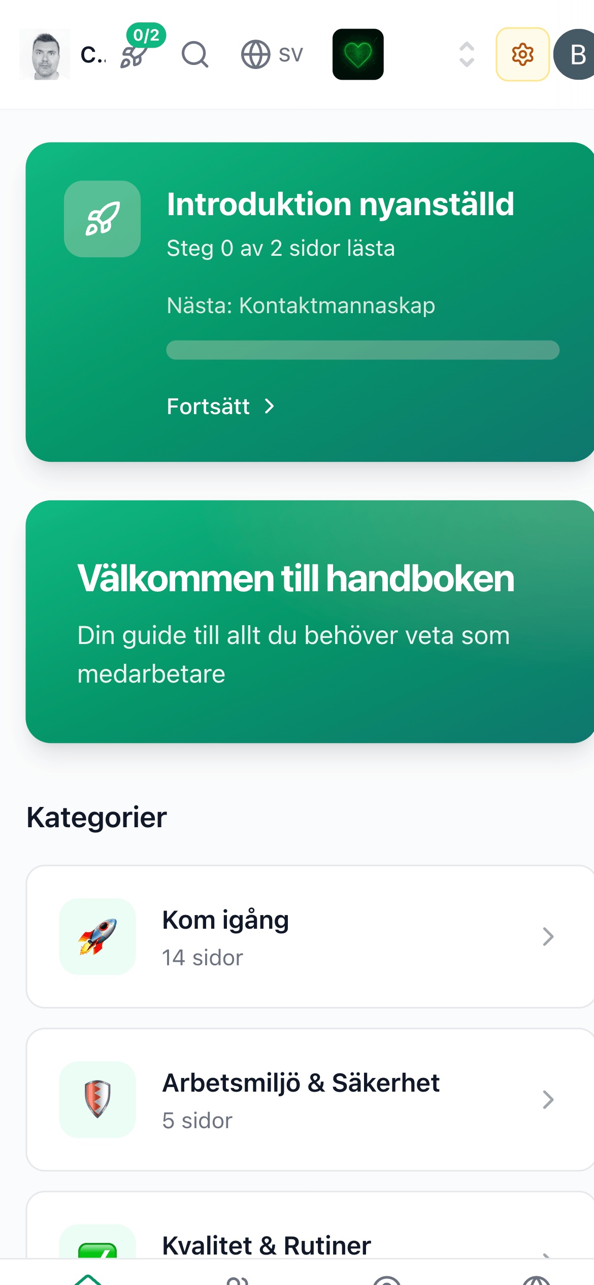 Medarbetarhandbokens startsida med kategorinät och emojis